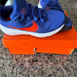 Nike Kids Sneakers in Blue and Red